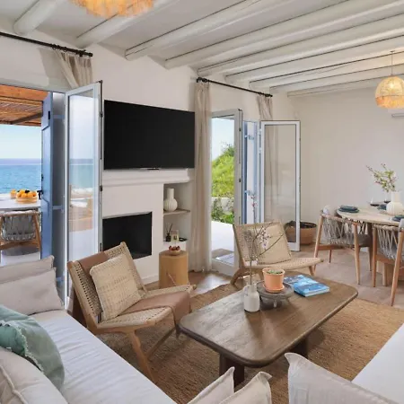 Villa Omega - Coastal Calm At Moonlight